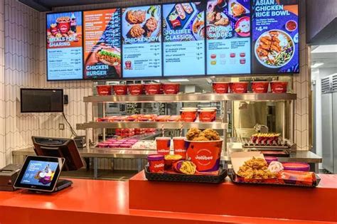 jollibee glasgow halal|Jollibee enters into Scotland with two new restaurants.